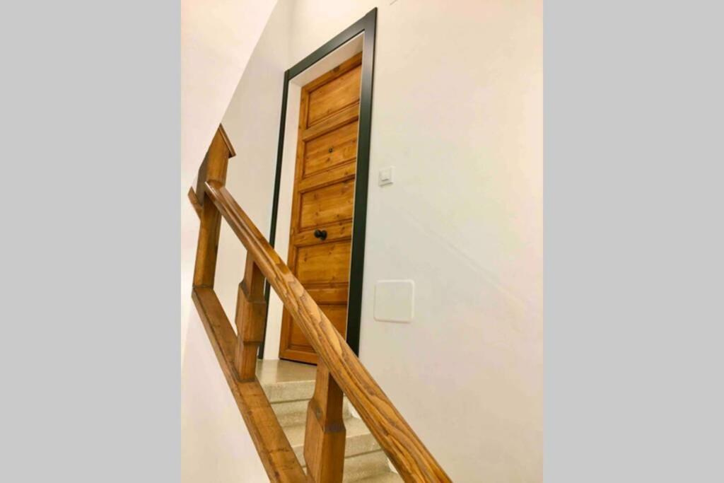Loft De Diseno Con Balcon Lägenhet Figueres  Exteriör bild